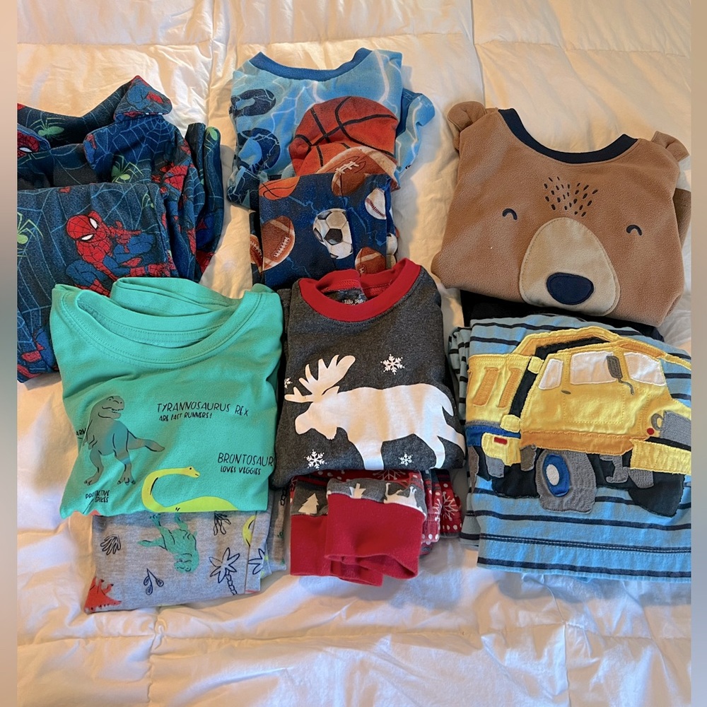 Lot of 4T boys Pajama sets - gently used